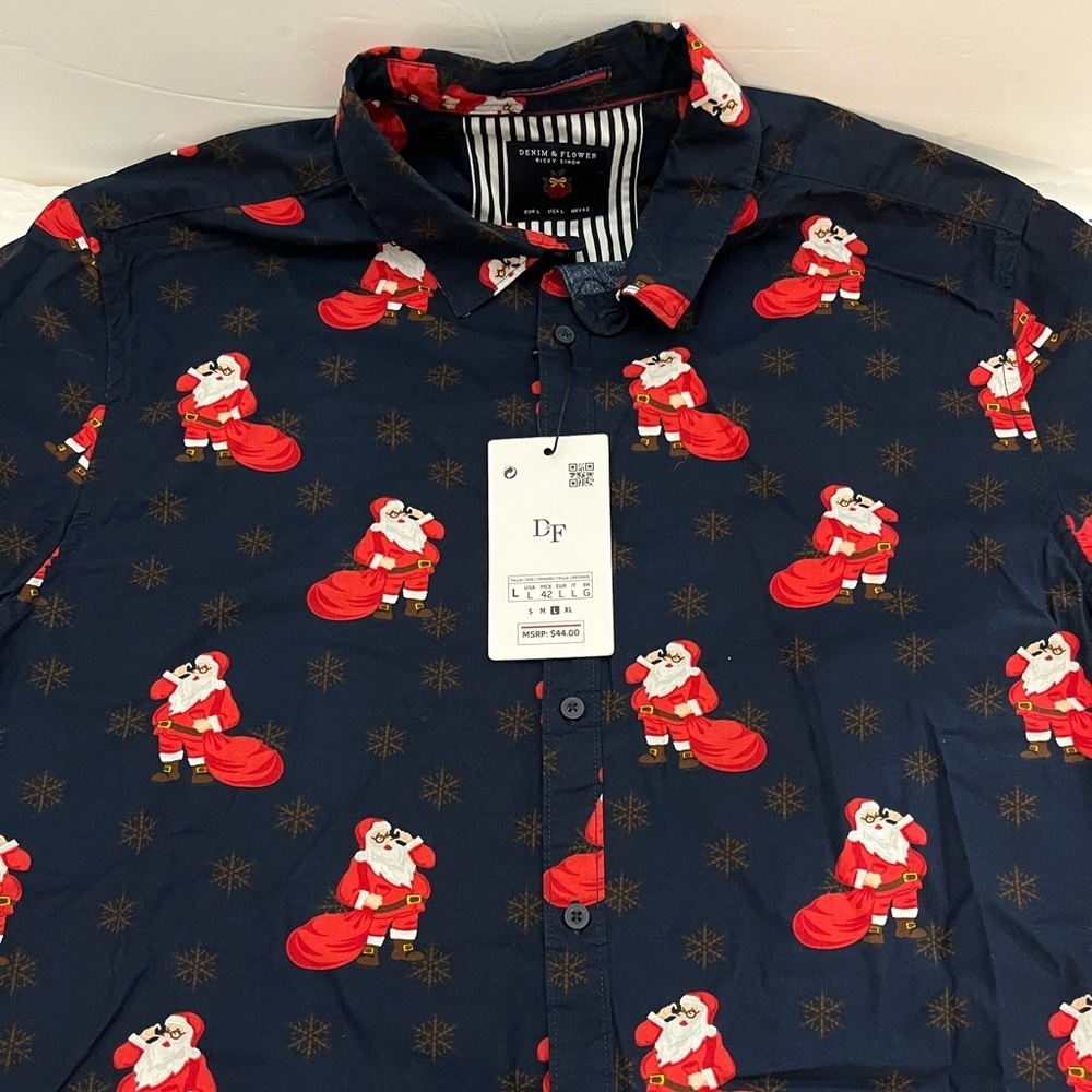 Christmas Santa Short Sleeve Button Up Dress Shirt size Men's Large